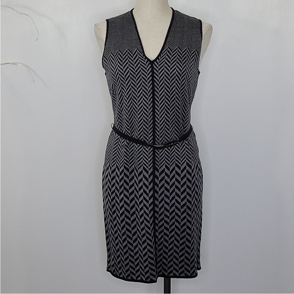 Black and Gray Chevron Patterned Sleeveless Merino Blend Dress vneck